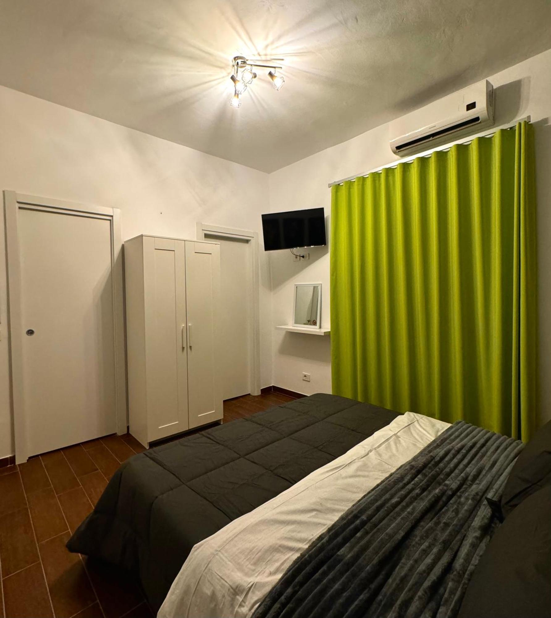 Enotria Bnb Bed & Breakfast Reggio di Calabria Dış mekan fotoğraf