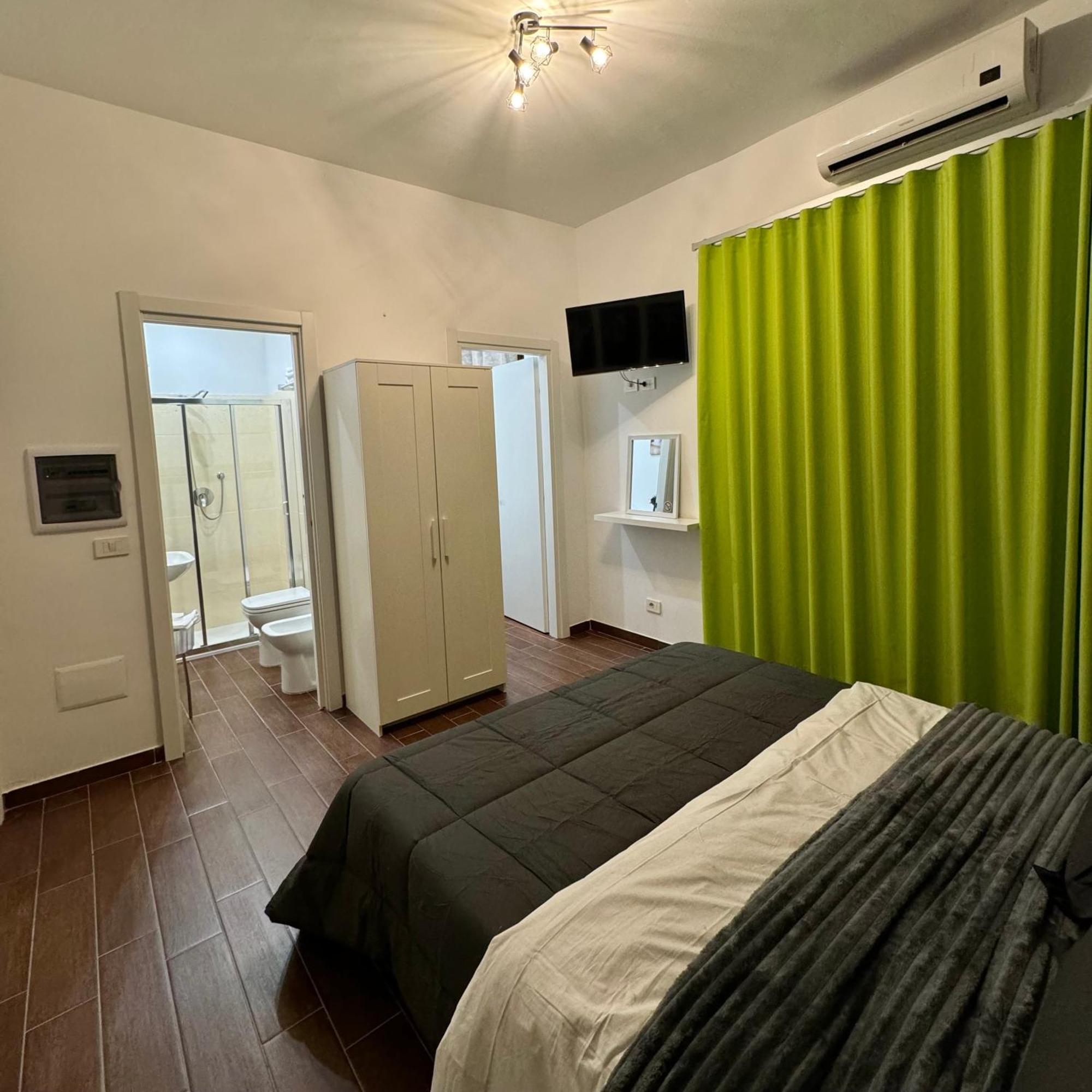 Enotria Bnb Bed & Breakfast Reggio di Calabria Dış mekan fotoğraf